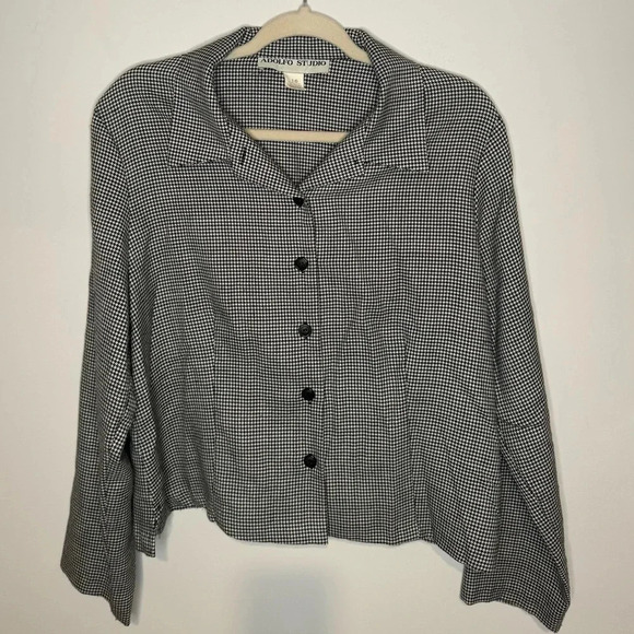 Adolfo Studio Vintage houndstooth cropped button down jacket - Picture 13 of 16